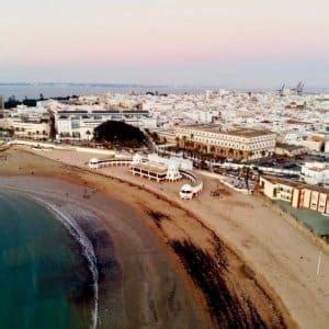 Cádiz Gay Guide – Gay Bars & Choosing The Best。